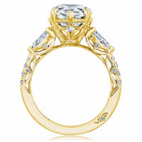 Dantela | Pear 3 - Stone Engagement Ring - Everett Jewelry