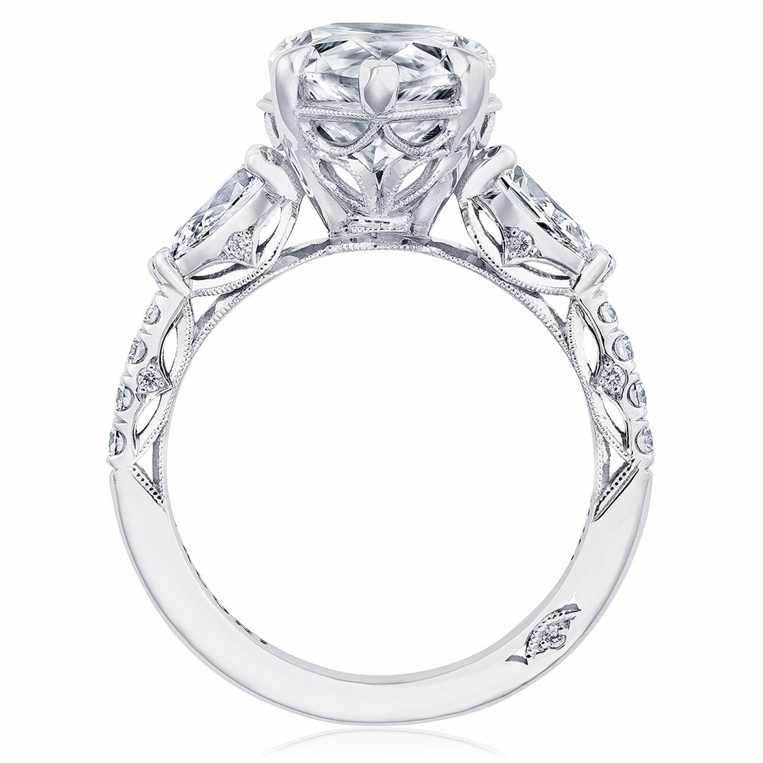 Dantela | Pear 3 - Stone Engagement Ring - Everett Jewelry
