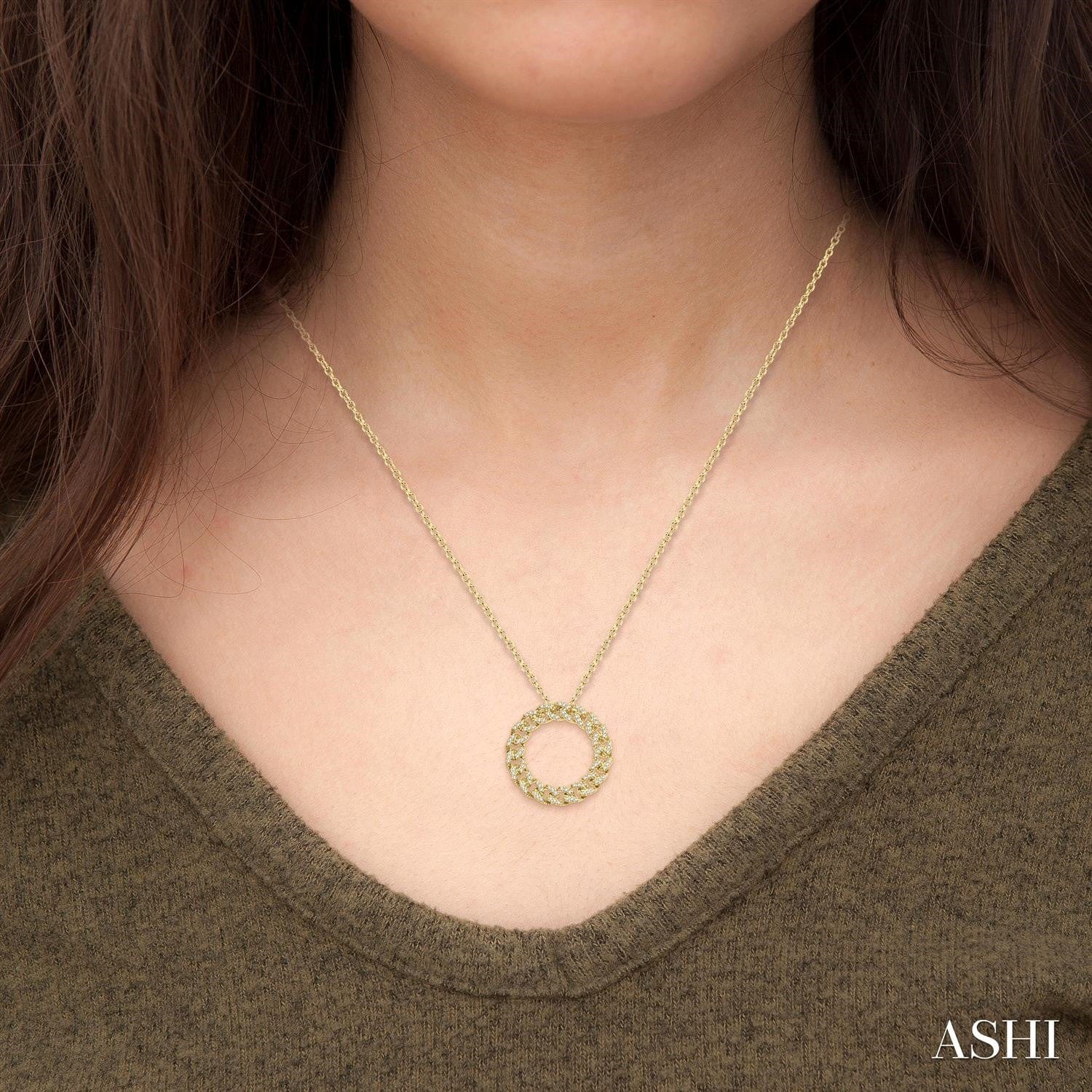 Ashi Necklaces and Pendants Curb & Cuban Circle Diamond Pendant