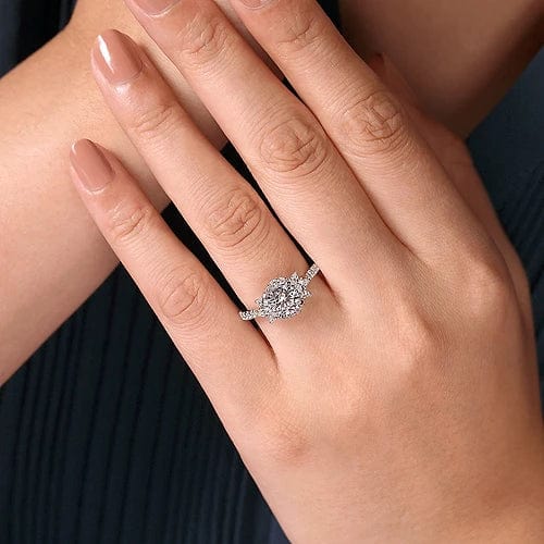 Samaya - 14K White Gold Fancy Halo Round Diamond Engagement Ring - Everett Jewelry